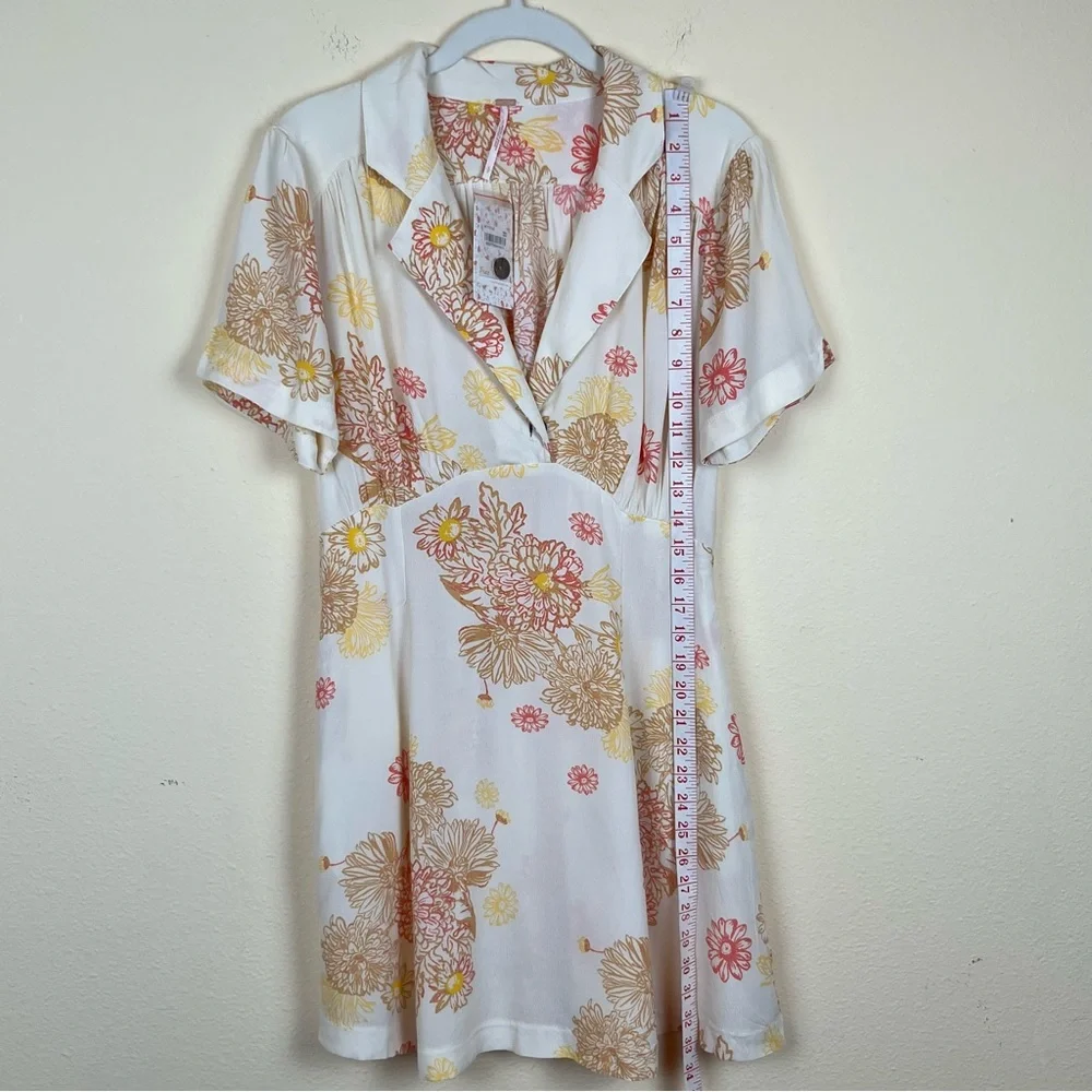 NWT Free People Dress Size S Cream Floral Print Hawaii Mini Viscose Airy Breezy